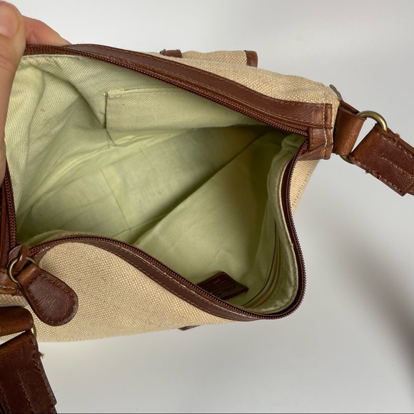 Relic cream colored shoulder bad - Picture 11 of 14